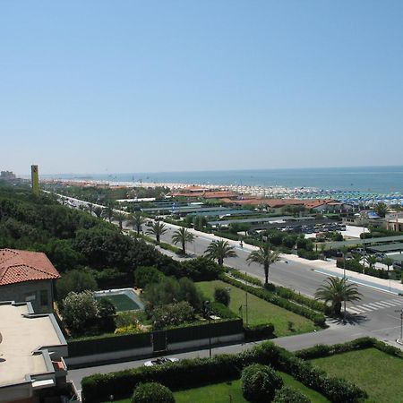 Hotel Bixio Lido di Camaiore Luaran gambar